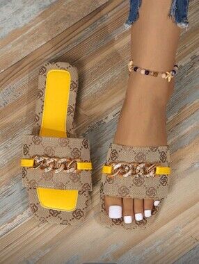 Canvas Logo Chain Slide Sandal, 10 (CN 43), Tan & Yellow